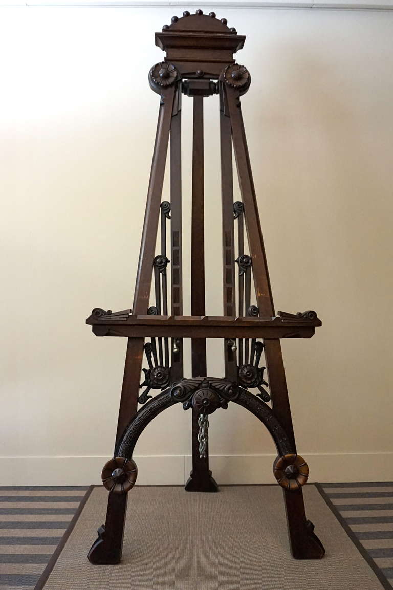 19th c.Large easel for display . Barcelona . 1