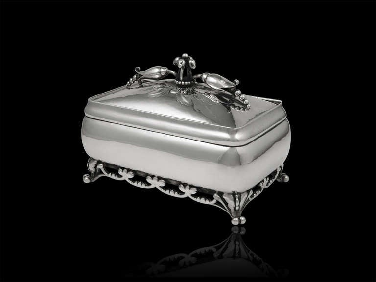 Rare vintage silver Georg Jensen box with fantastic floral details, design #156 by Georg Jensen. Measurements: 6 3/8
