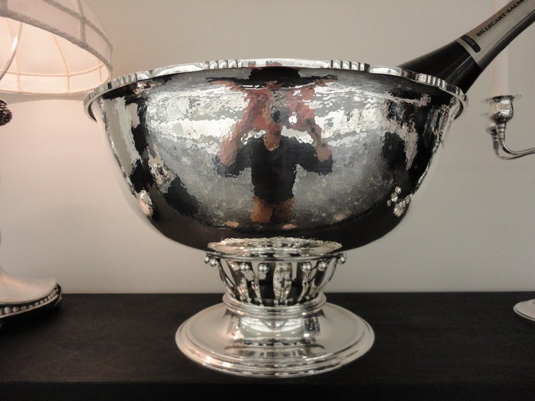 Massive Georg Jensen Silver Louvre Champagne Bowl 19d In Excellent Condition For Sale In Copenhagen, DK
