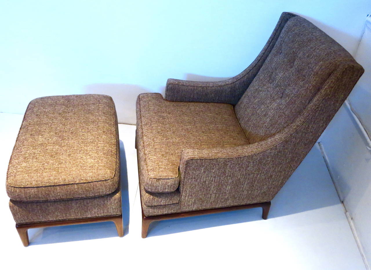 1950s Elegant Tall Back Lounge Chair and Ottoman Attributed to Robsjohn-Gibbings In Good Condition In San Diego, CA