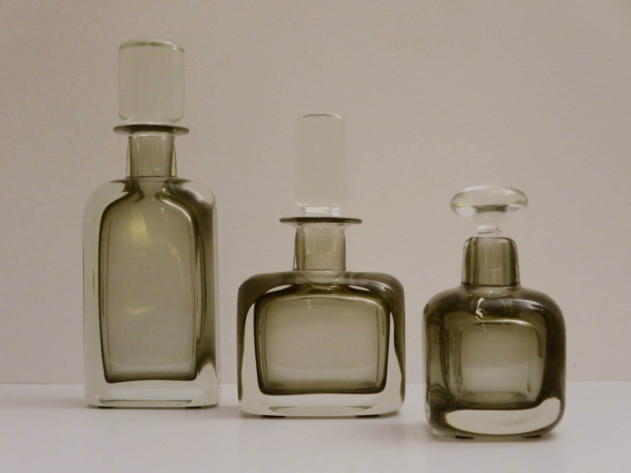 Mid-Century Modern Set of Three Decanters by Seguso Murano, Italy, Sommerso Glass