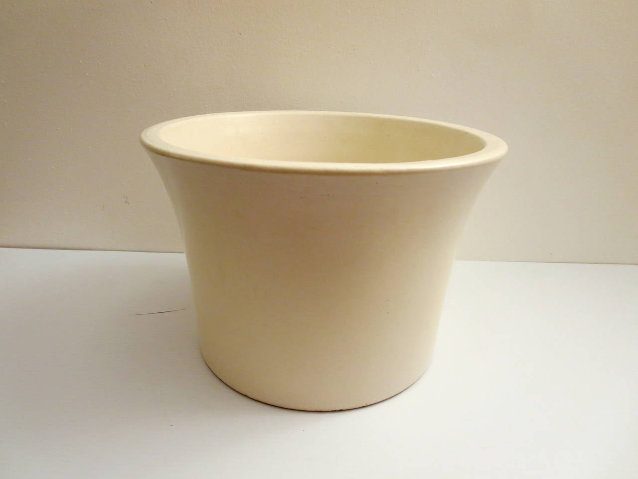 American Architectural Pottery White Planter and Stand by Marilyn Kay Austin