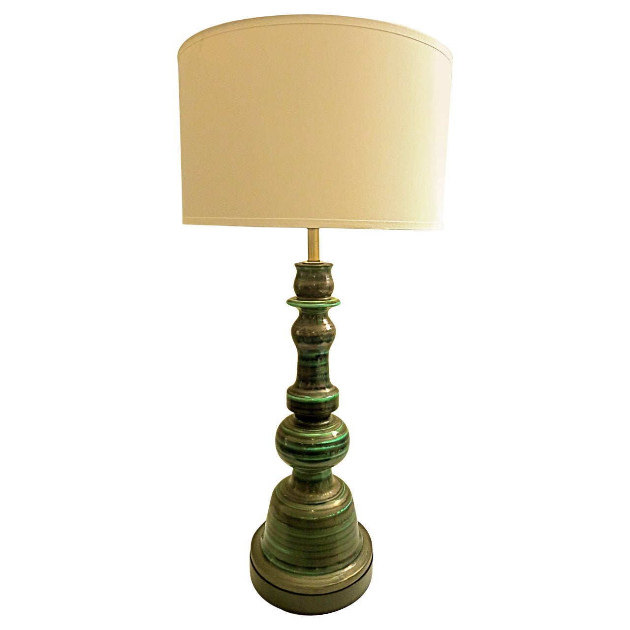 Lampe de table italienne à haute colonne monumentale en céramique des années 1950 en vente