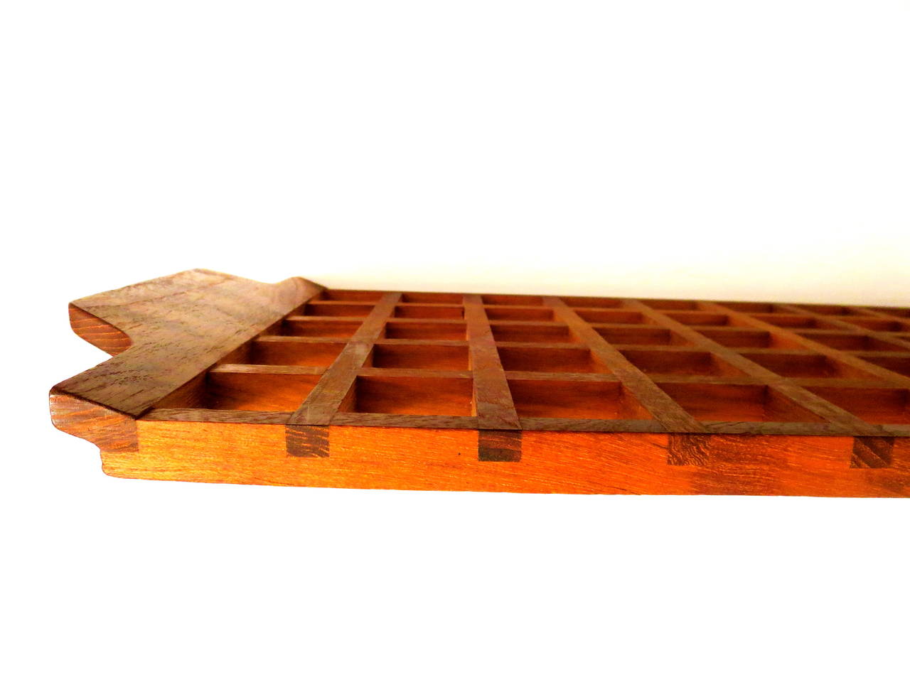 1950s Solid Teak Trivet Tray Made in Italy by Anri Form In Excellent Condition In San Diego, CA