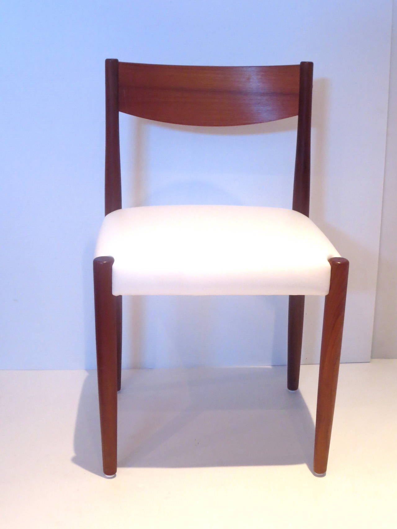 Nice set of 4 Dining chairs design by Poul Volther for Frem Rojle in teak In Good Condition In San Diego, CA