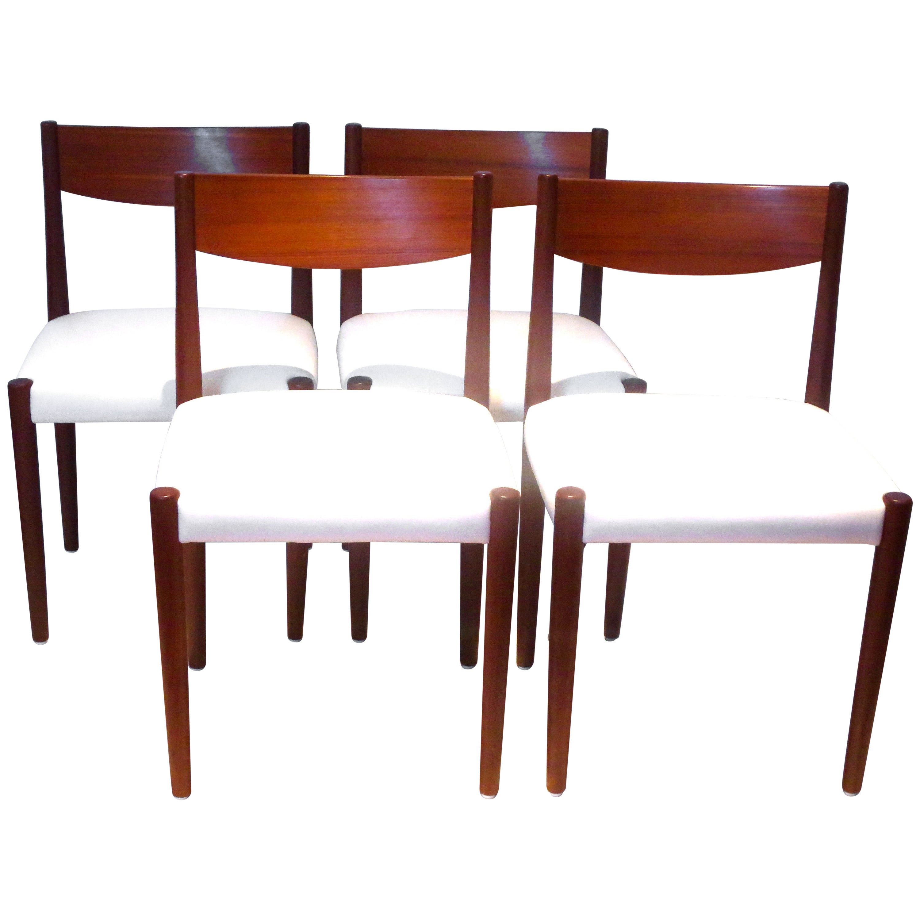 Nice set of 4 Dining chairs design by Poul Volther for Frem Rojle in teak