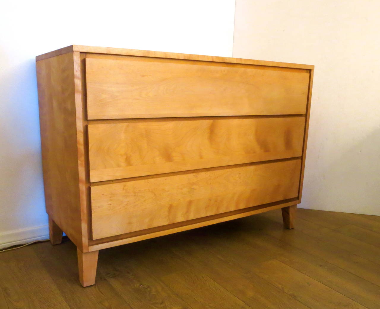 Mid-Century American Modern Chest of Drawers by Russel Wright for Conant Ball In Excellent Condition In San Diego, CA