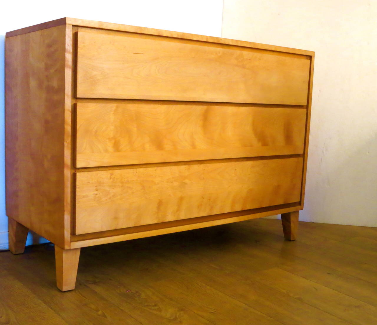 1950s American modern solid wood maple dresser, designed by Russel Wright for Conant Ball, in great condition freshly refinished, nice solid and great quality.