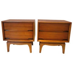 1950s American modern Pair of double drawer walnut night stands by Kent Coffey