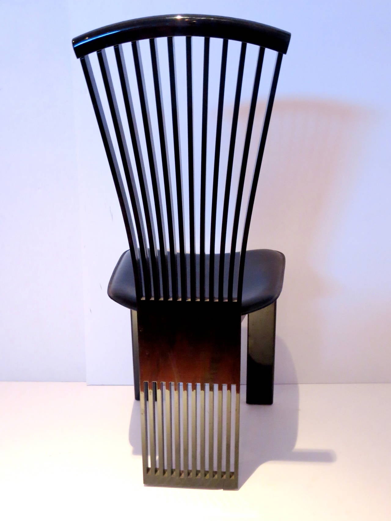 Four Italian Fan Back Chairs by Pietro Costantini in Lacquered Wood and Leather In Good Condition In San Diego, CA