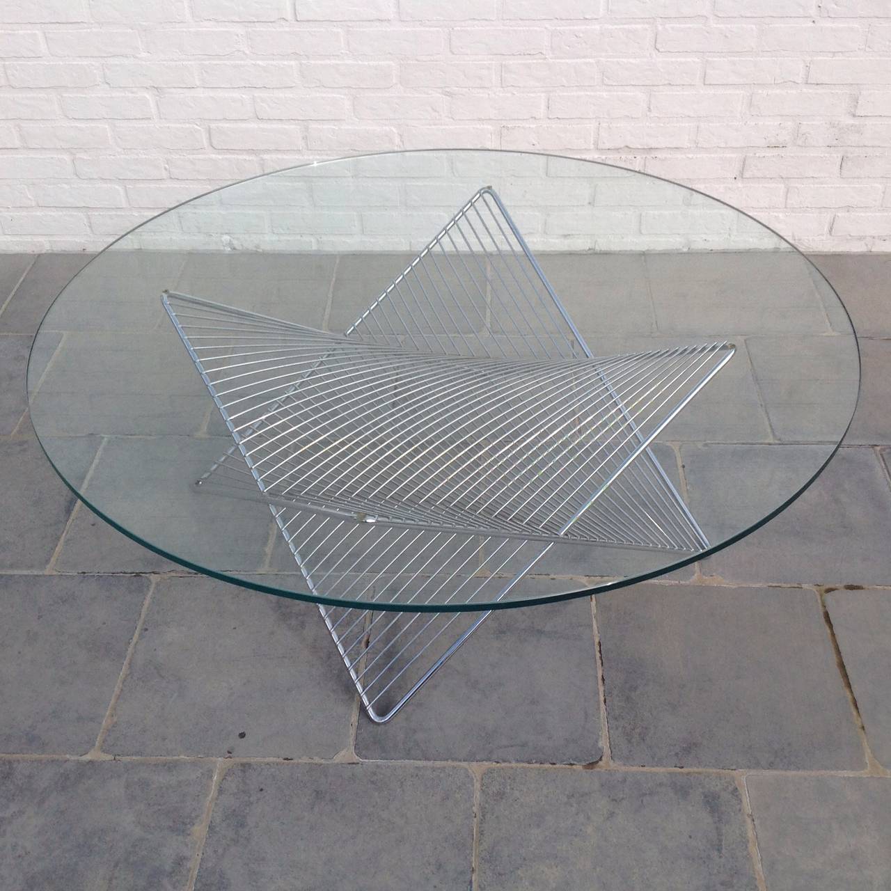 Beautiful Three-Dimensional Coffee Table in Perfect Condition In Excellent Condition In Brussels, BE