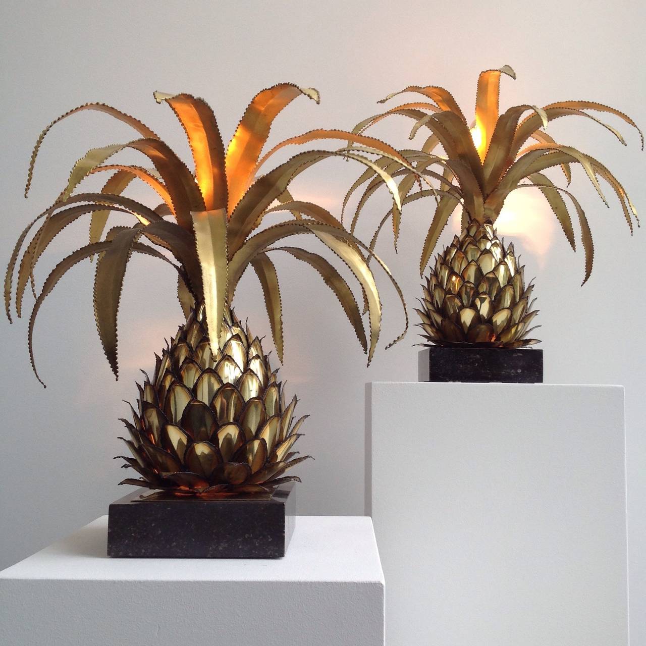 Pineapple Side Table Lamps by Maison Jansen, Paris, 1970 In Excellent Condition For Sale In Brussels, BE