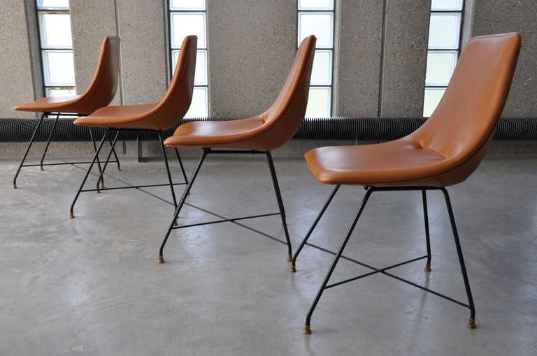 Italian 4 Leather Table Chairs, Design Augusto Bozzi for Saporiti, Anno 1958