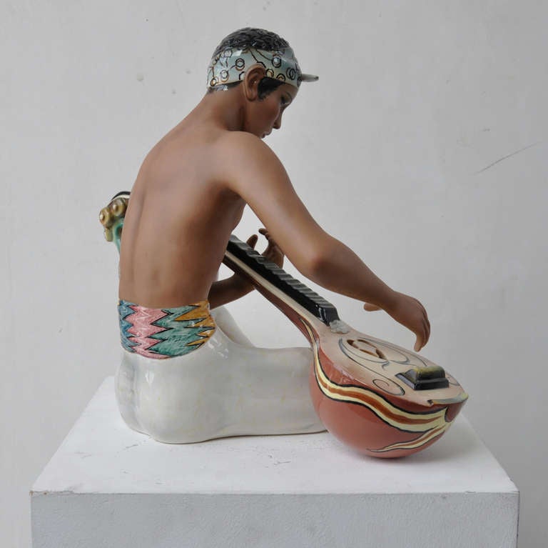 (free shipping worldwide) Porcelain Sculpture, Torino (italy), By Le Bertetti. In Excellent Condition In Brussels, BE