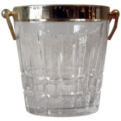 Ice bucket