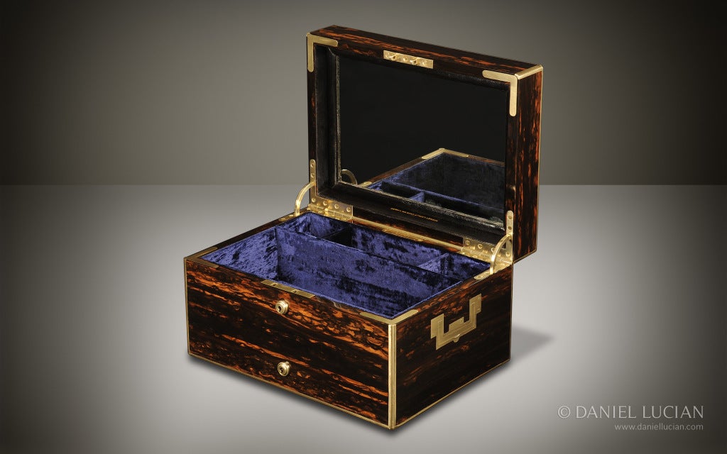 Antique Jewelry Box in Coromandel by Asprey In Excellent Condition For Sale In London, GB