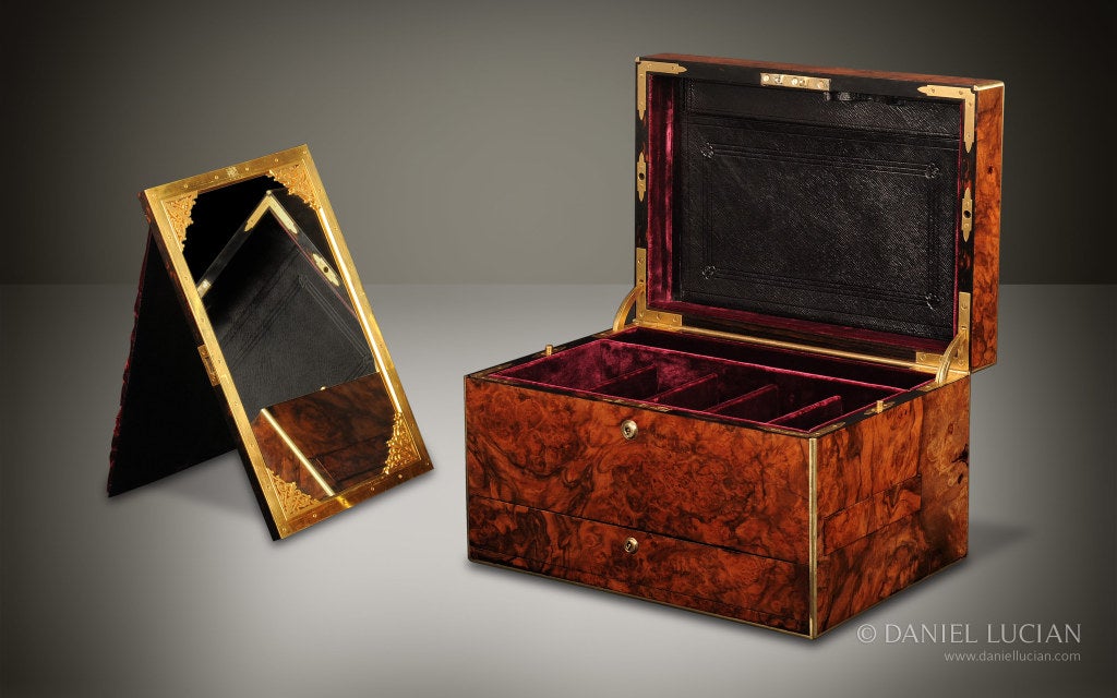 Antique Jewelry Box in Burr Walnut For Sale 1