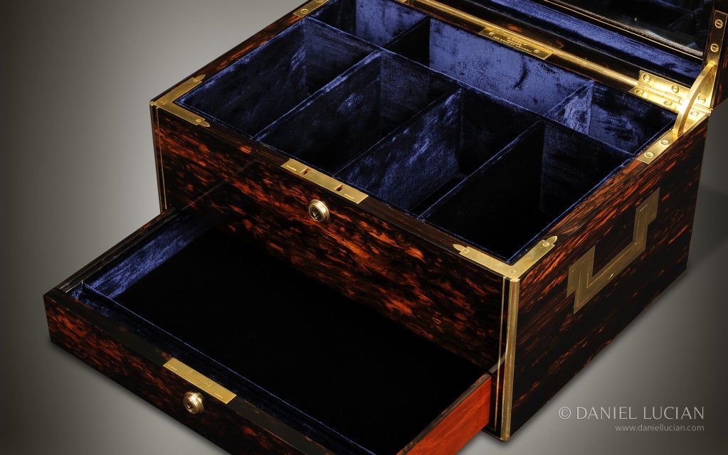 Asprey Antique Jewelry Box in Coromandel In Excellent Condition For Sale In London, GB