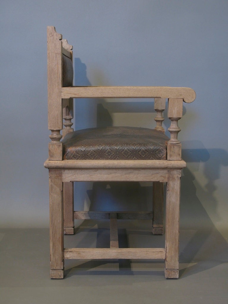 Paar Sessel aus der Zeit der Gotik (Neugotik) im Angebot