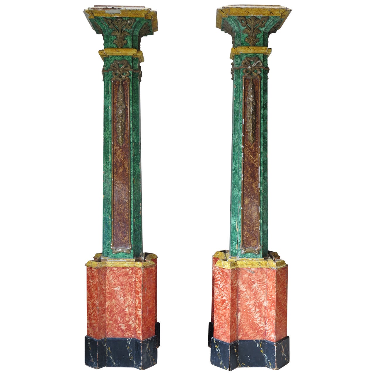 Paire monumentale de colonnes de marbre en trompe-l'œil:: France:: 19ème siècle en vente