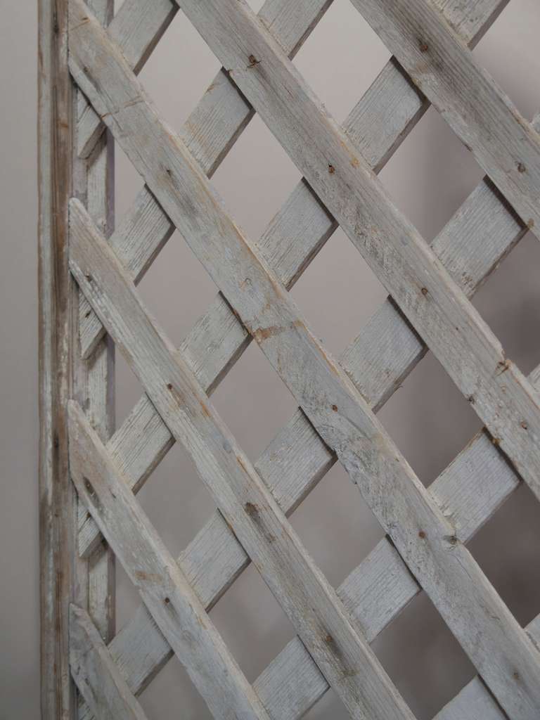 Four-Panel Wooden Trellis Screen 1