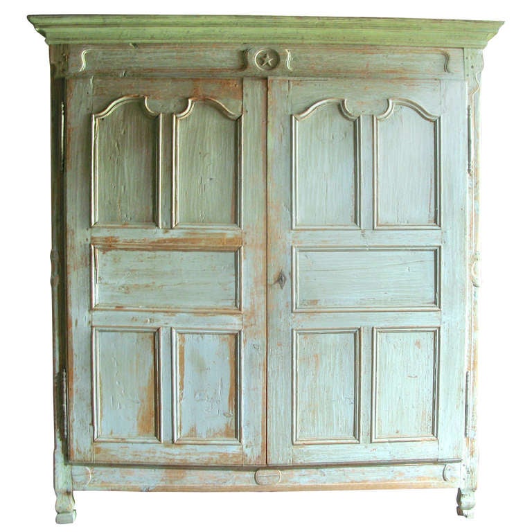 Très grande armoire, France, 18ème siècle