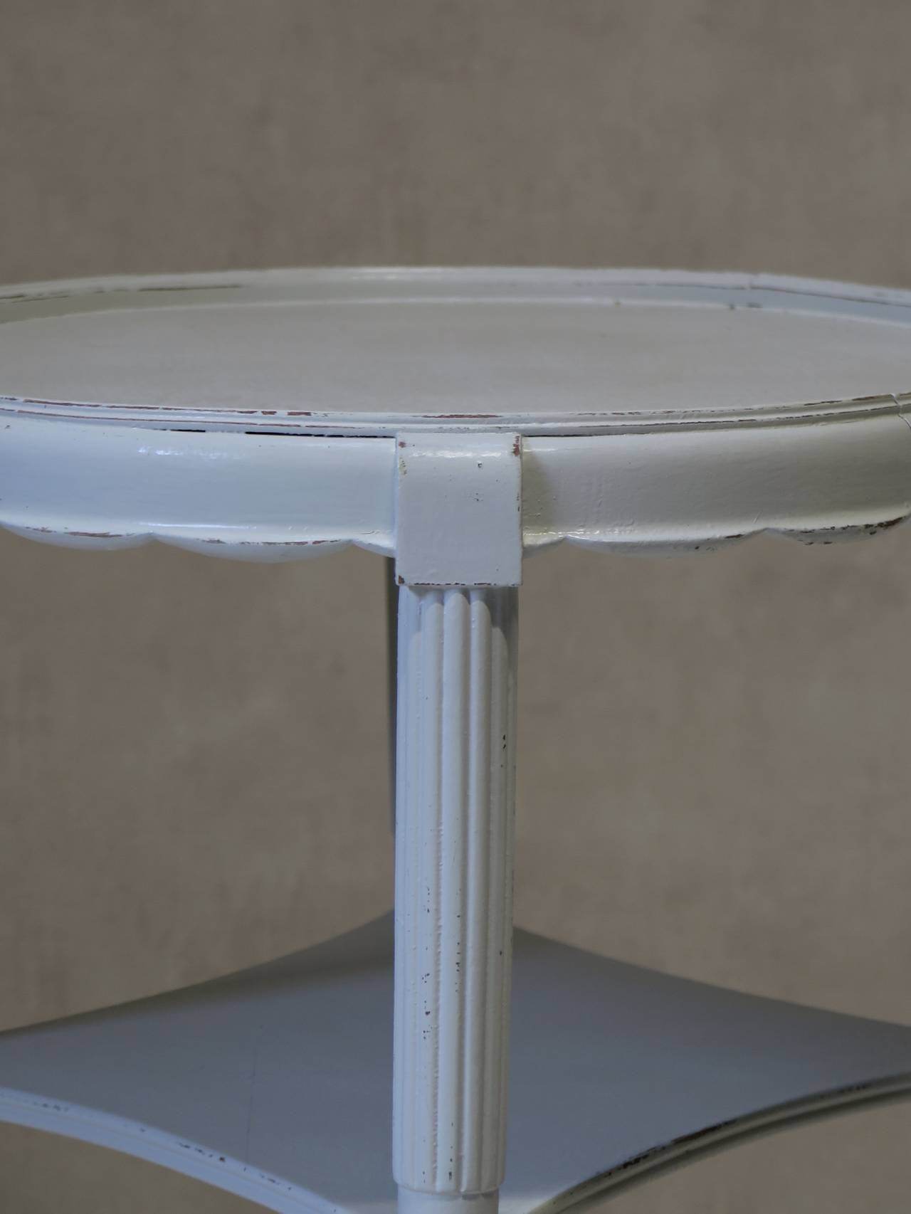 20th Century Petite Oval Art Deco Side Table, France, 1930s For Sale