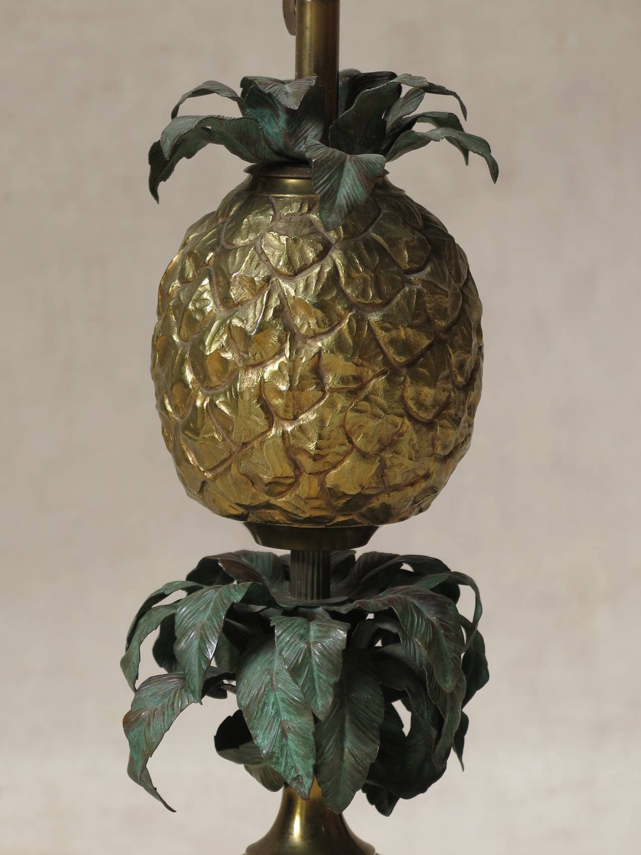 Bronze Pineapple Lamp by Maison Charles, France, 1940s In Excellent Condition In Isle Sur La Sorgue, Vaucluse