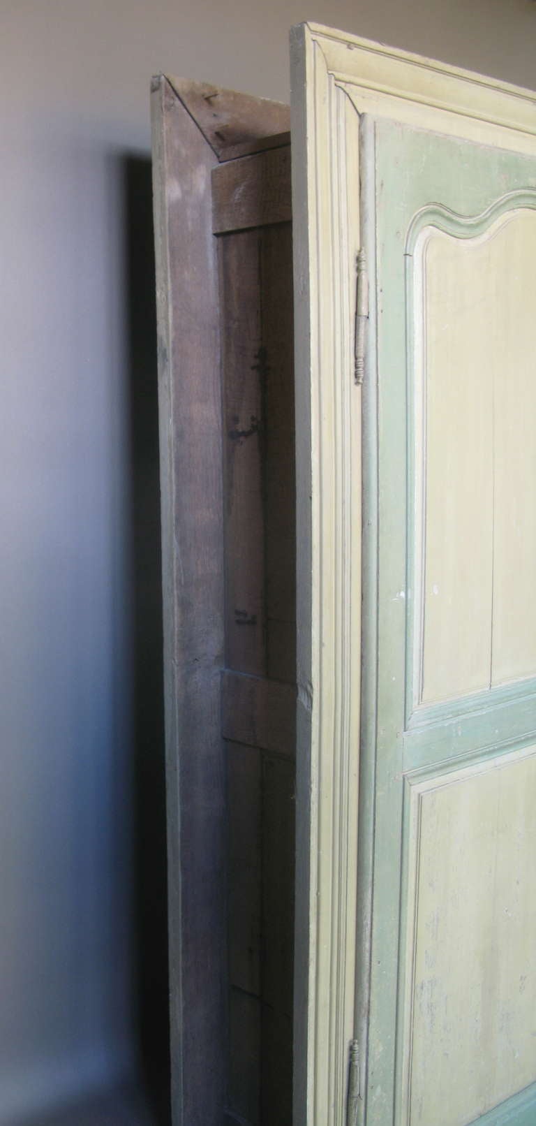 Small French 19th Century Oak Recessed Door For Sale 2