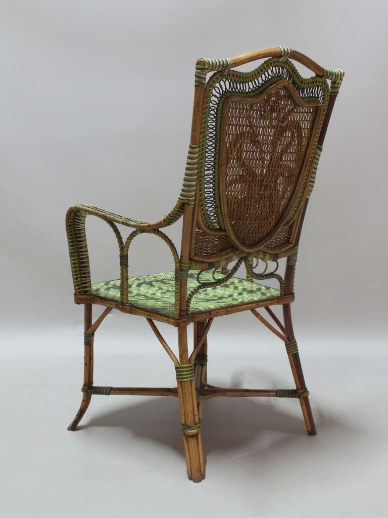 Rattan Armchair with Swan Decor - France, 19th Century In Good Condition In Isle Sur La Sorgue, Vaucluse