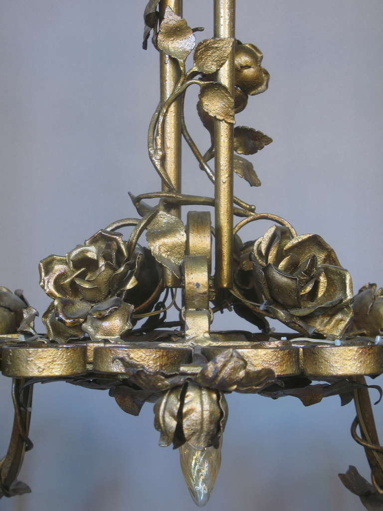 Very Large Gilt Iron Chandelier, Italy, circa 1920s For Sale 1