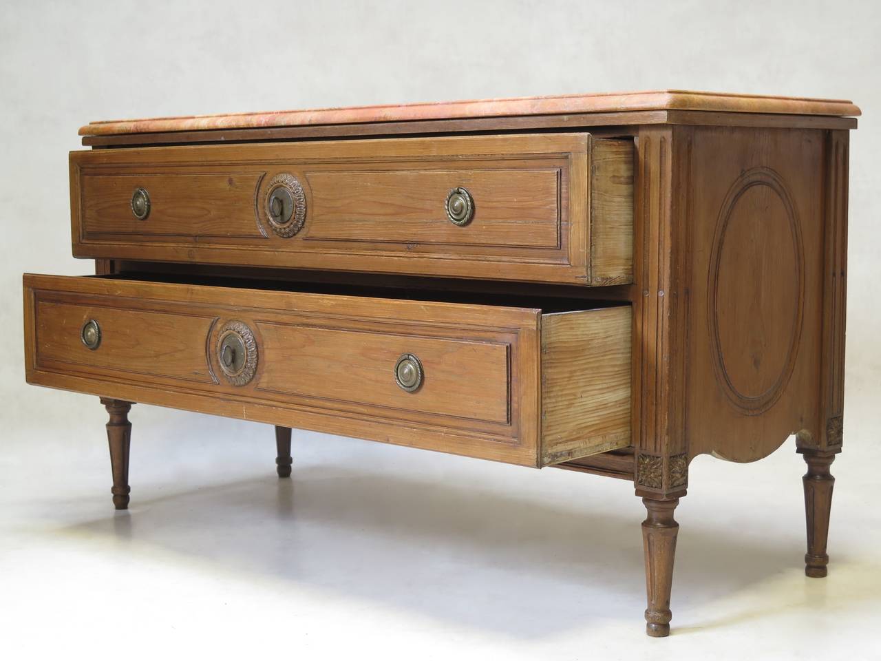 Louis XVI Style Chest of Drawers, France, 19th Century For Sale 5