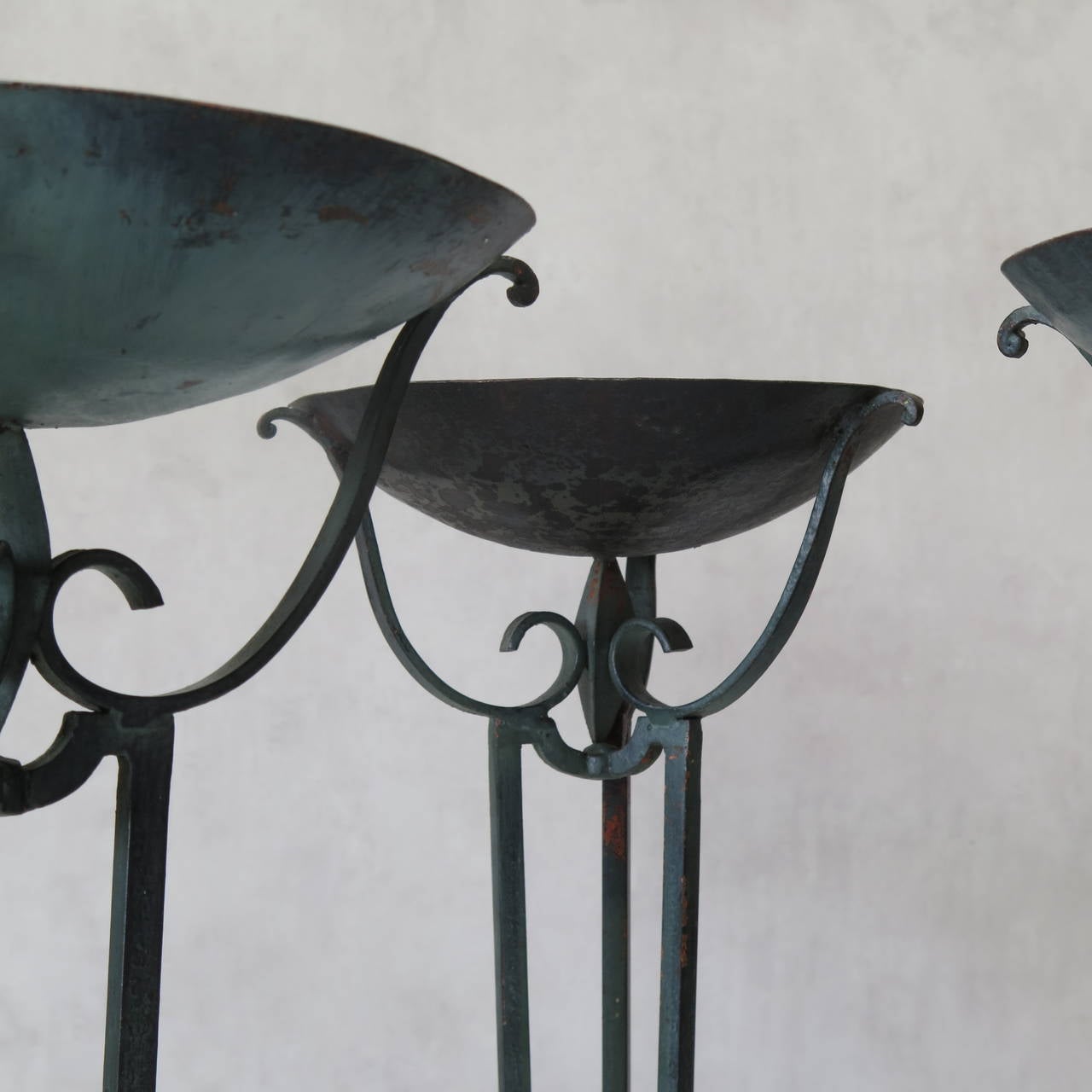 French Set of Five Wrought Iron Art Deco Torchères, France, 1940s For Sale
