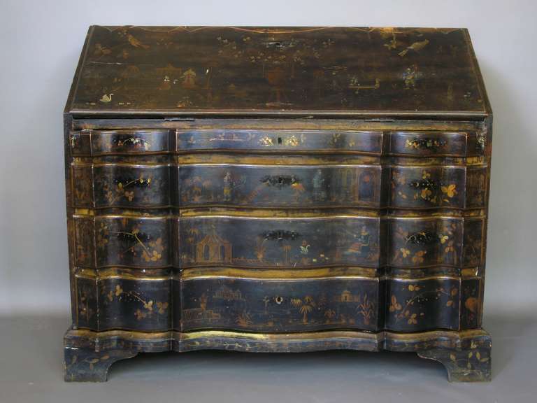 Slant/drop front secrétaire commode, with arbalete front. Louis XIV style, decorated with hand-painted chinoiserie scenes.

A very rare and exquisite piece.