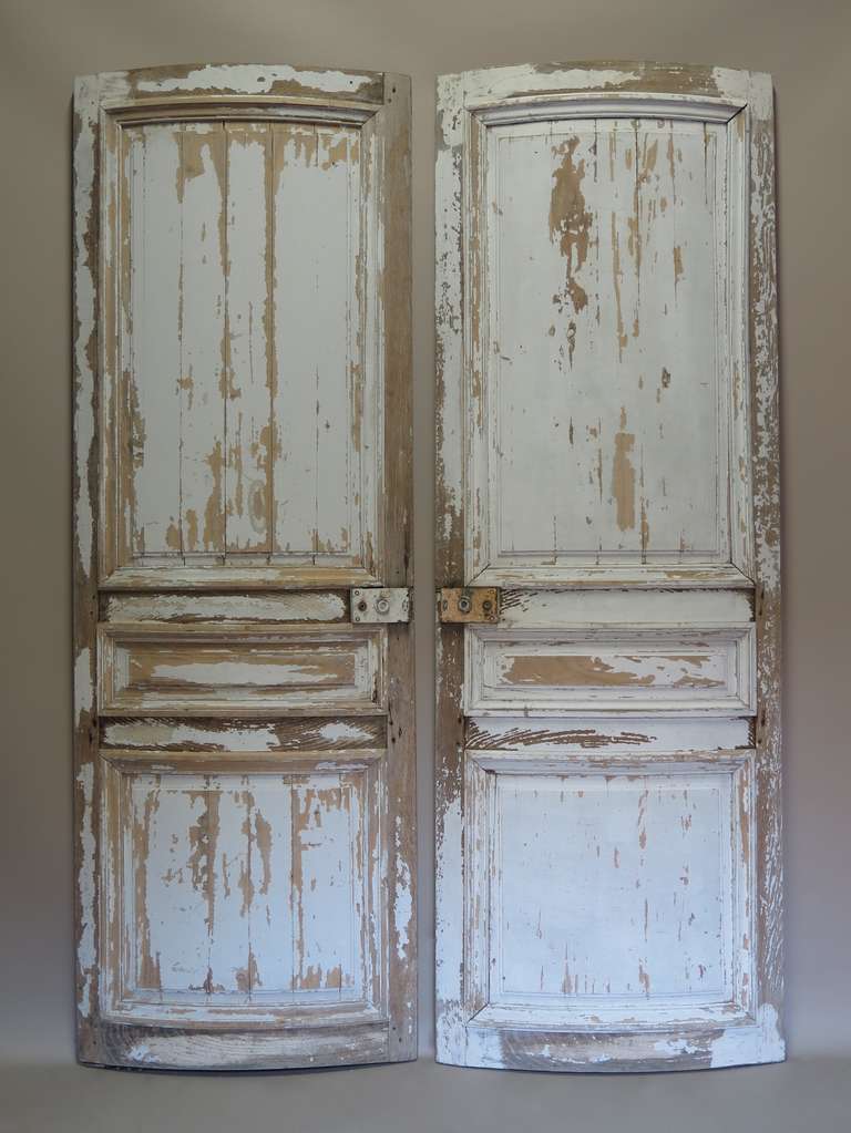 Pair of Curved Oak Doors - France, 19th Century In Good Condition In Isle Sur La Sorgue, Vaucluse