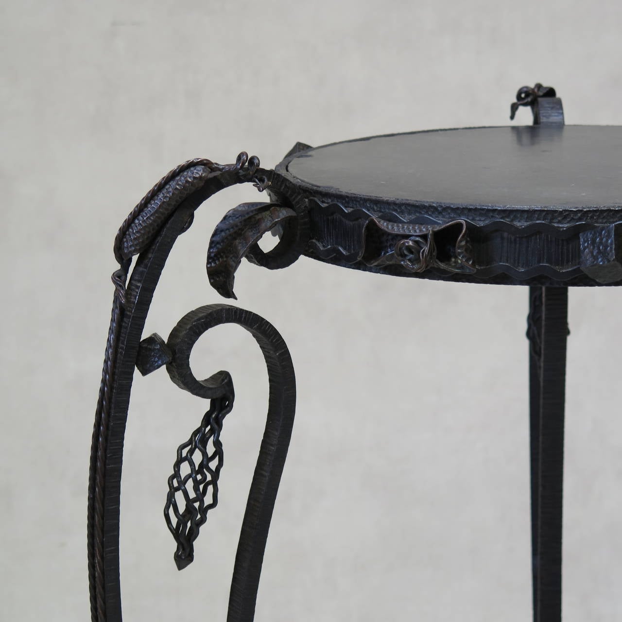 Art Deco Naturalistic Wrought Iron and Marble Pedestal, France 1920s For Sale