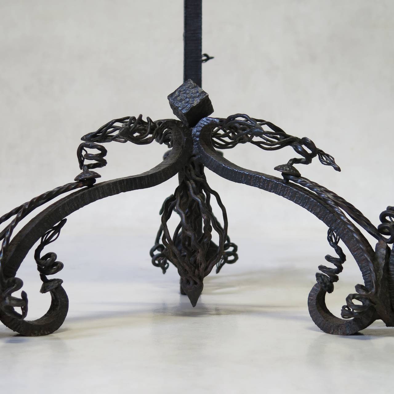 Naturalistic Wrought Iron and Marble Pedestal, France 1920s For Sale 1