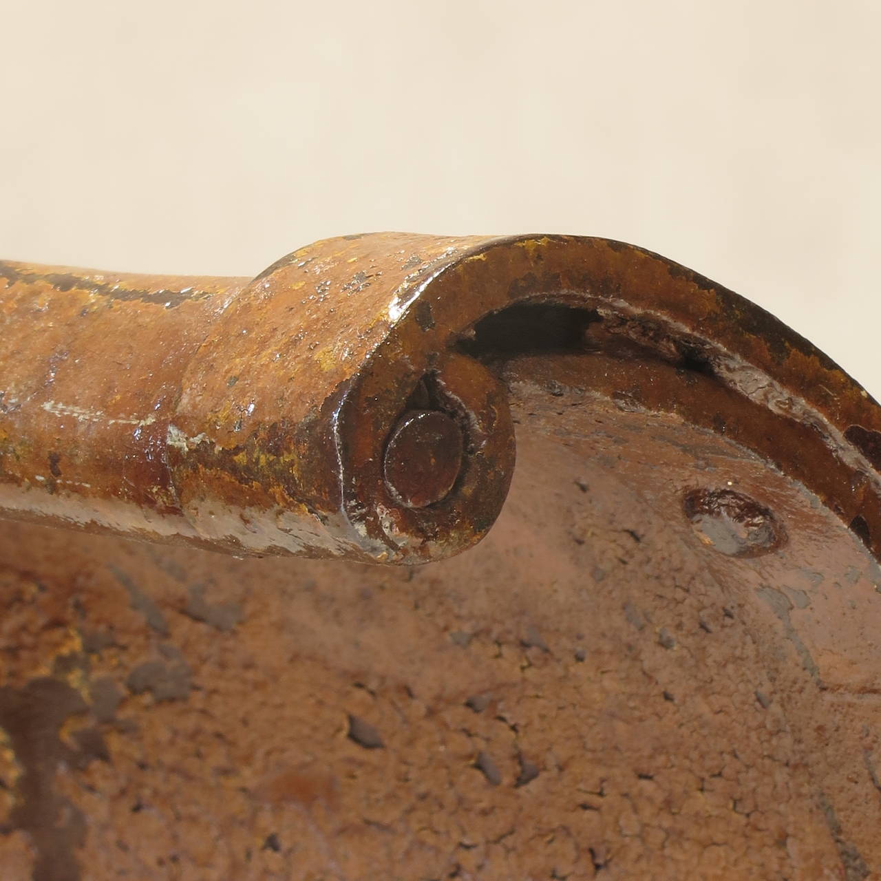 Raro set di quattro sedie in ferro battuto con design a stella, Francia, circa anni '20 in vendita 3