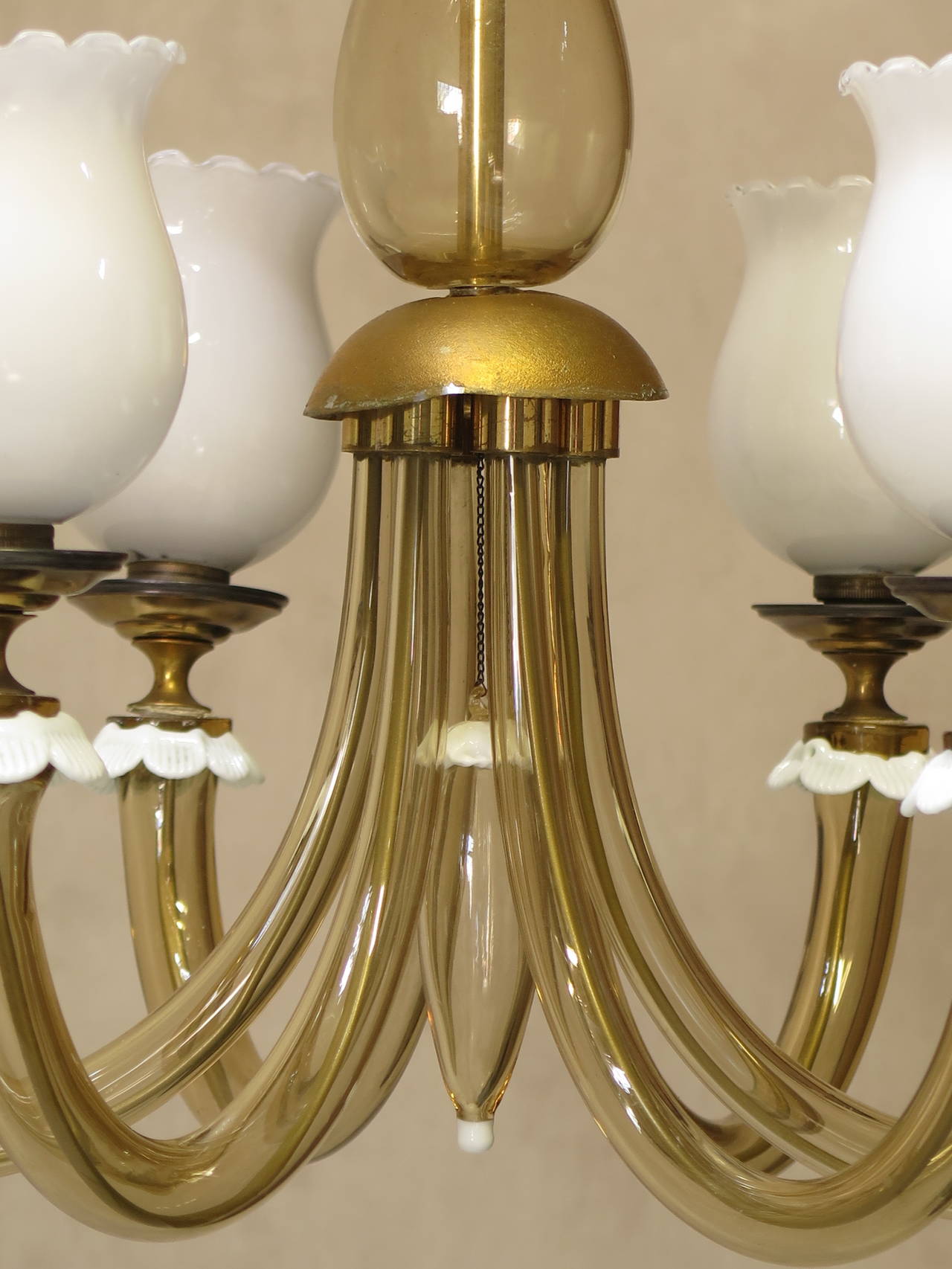 Lampadario di Murano in vetro ambra e latte, anni '40 in vendita 3