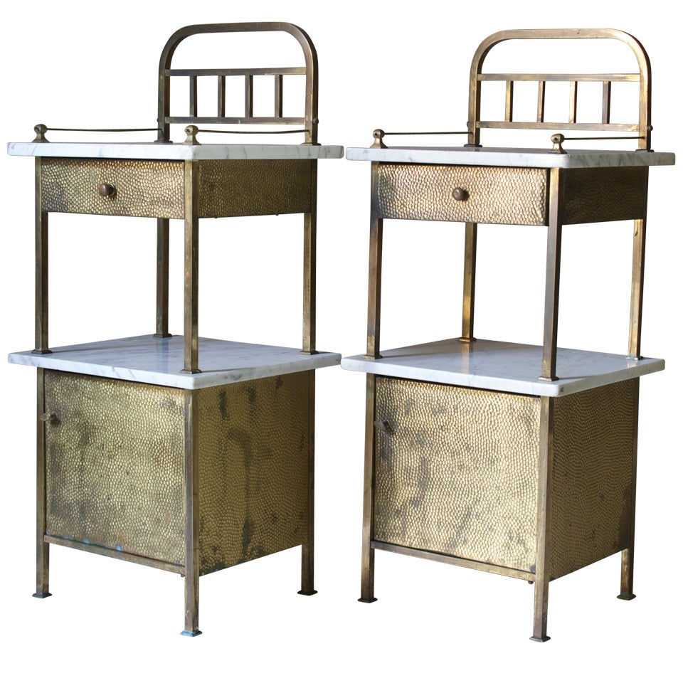 Chic Pair of Hammered Iron and Marble Bedside Tables, France, 1940s