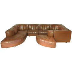 Tito Agnoli pour Mobilier International:: Canapé modulaire en cuir:: 1969