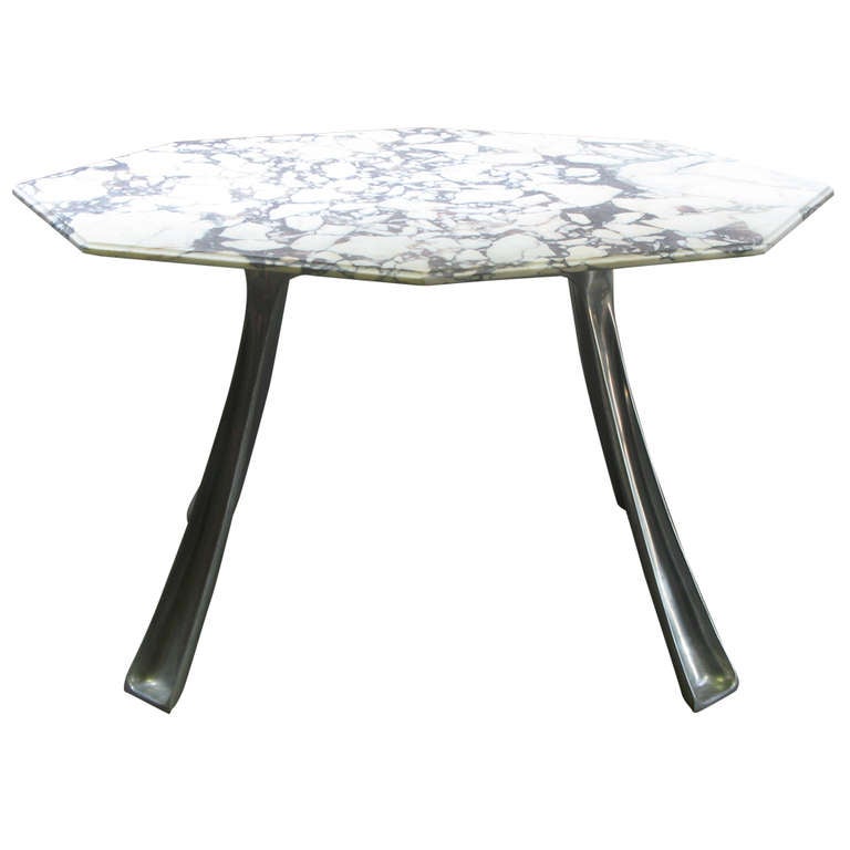 Tisch aus Aluminiumguss und Marmor von Charron