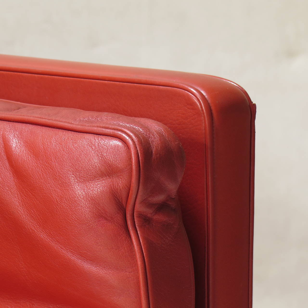 Hermes Red Børge Mogensen 2213 Leather Settee by Fredericia, Denmark 3