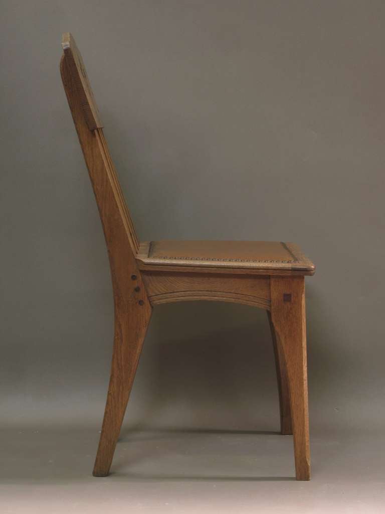 Six Arts & Crafts Style Oak Chairs by Léon Jallot In Excellent Condition In Isle Sur La Sorgue, Vaucluse