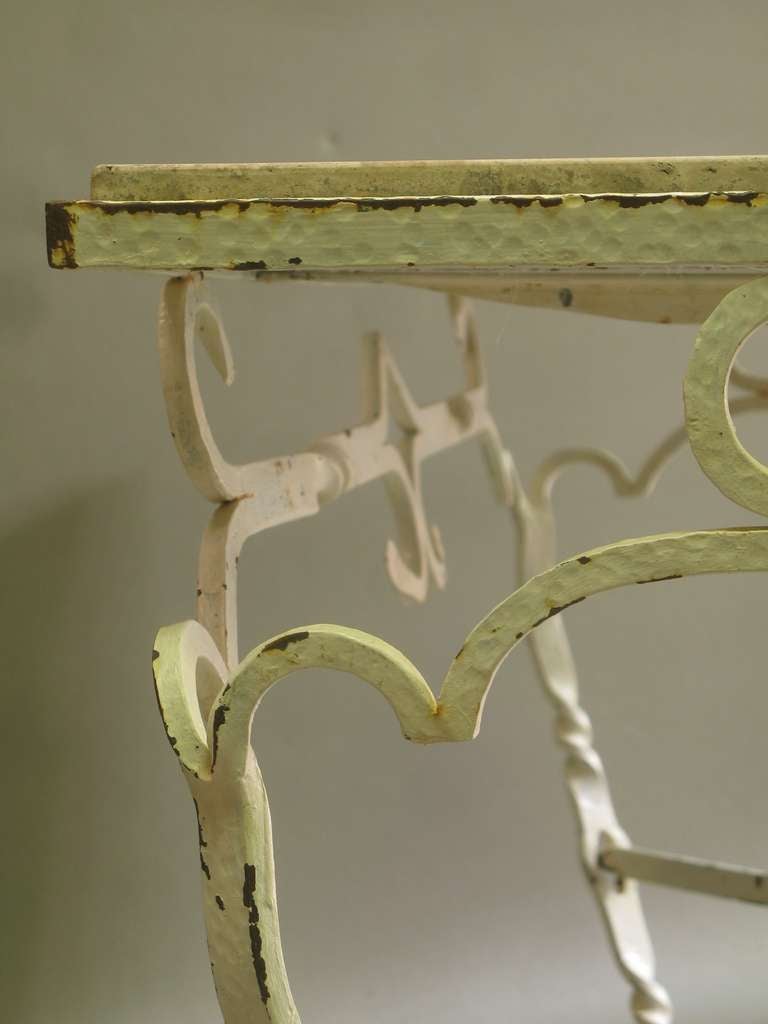 1950s' French Hand-Wrought Iron and Marble Table For Sale 1