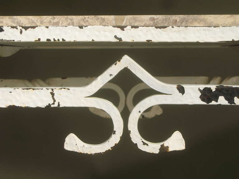 1950s' French Hand-Wrought Iron and Marble Table For Sale 2