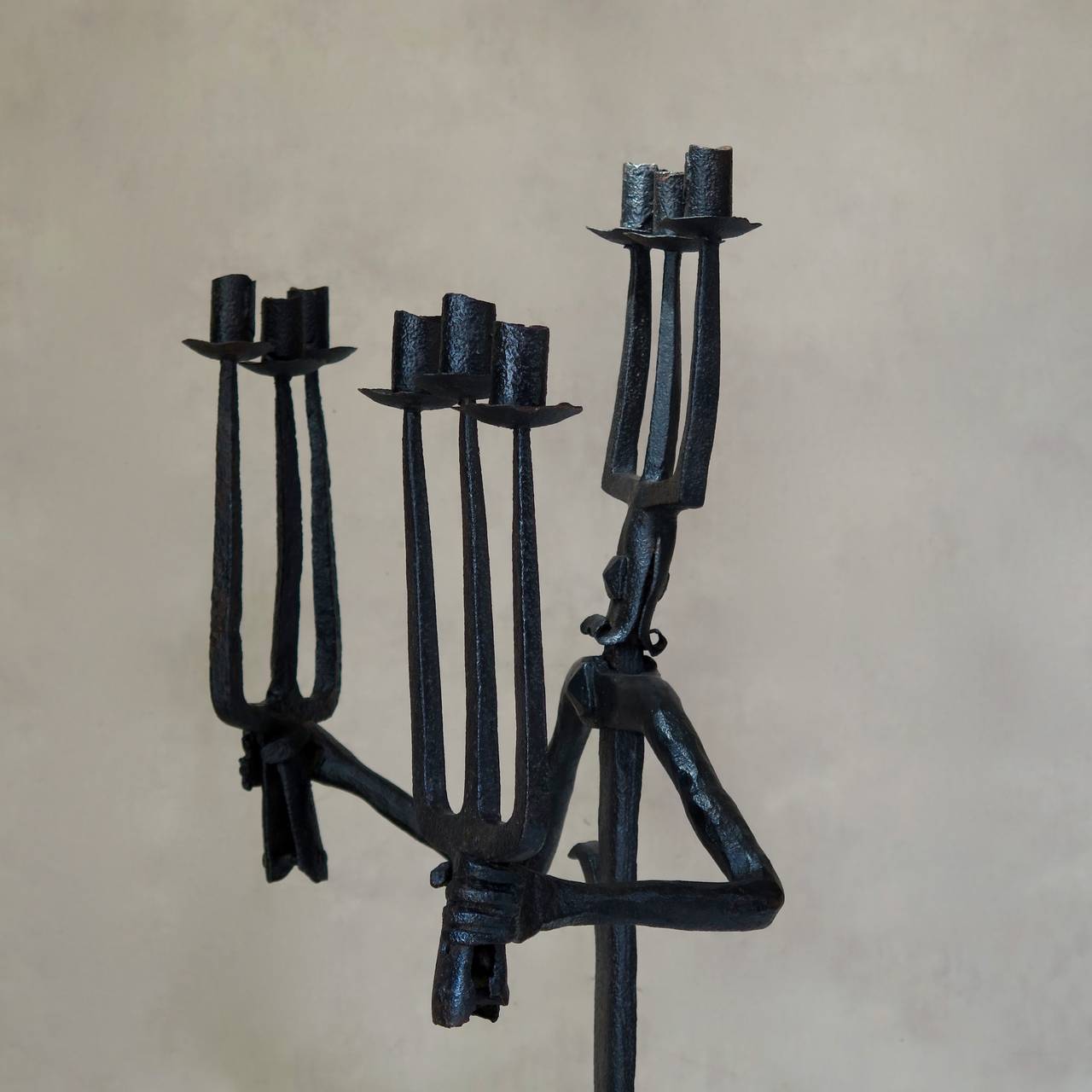 Large & Fun Anthropomorphic Wrought-Iron Candelabra - France, Circa 1950s In Excellent Condition In Isle Sur La Sorgue, Vaucluse