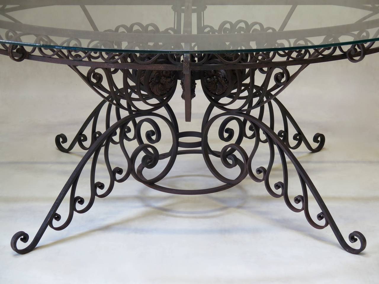 Spectacular Oval Wrought Iron Art Deco Dining Table, France, 1930s For Sale 1