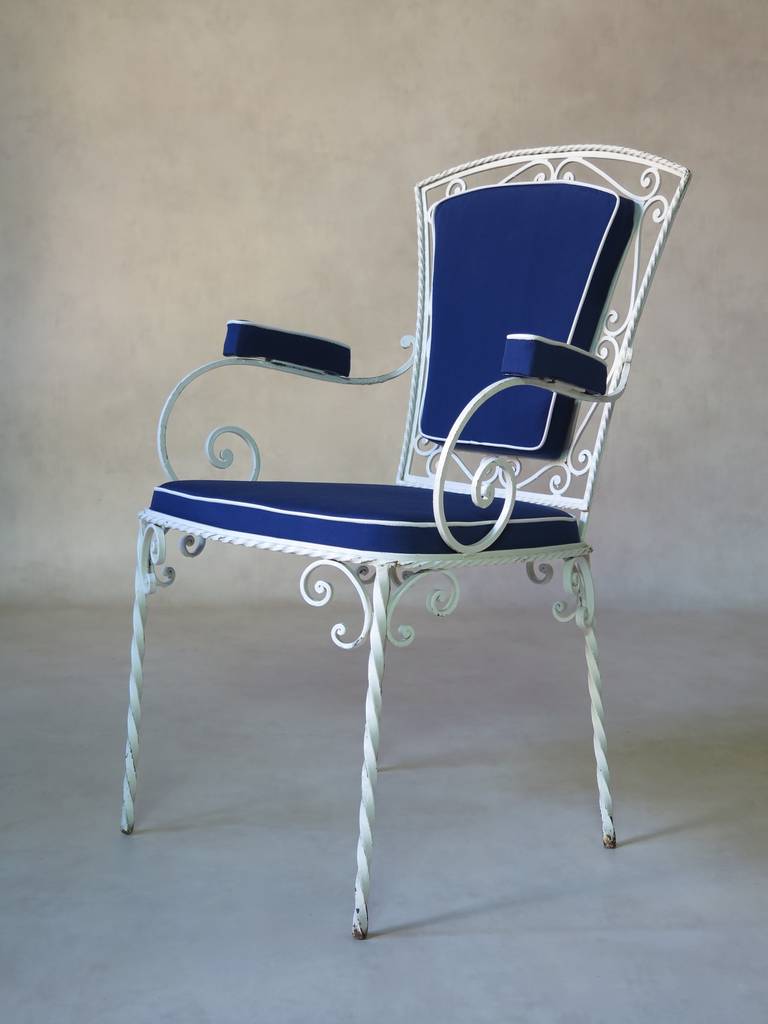 Set aus sechs schmiedeeisernen Sesseln, Frankreich, 1940er Jahre im Zustand „Hervorragend“ im Angebot in Isle Sur La Sorgue, Vaucluse