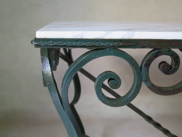 mesa de hierro y marmol para exterior